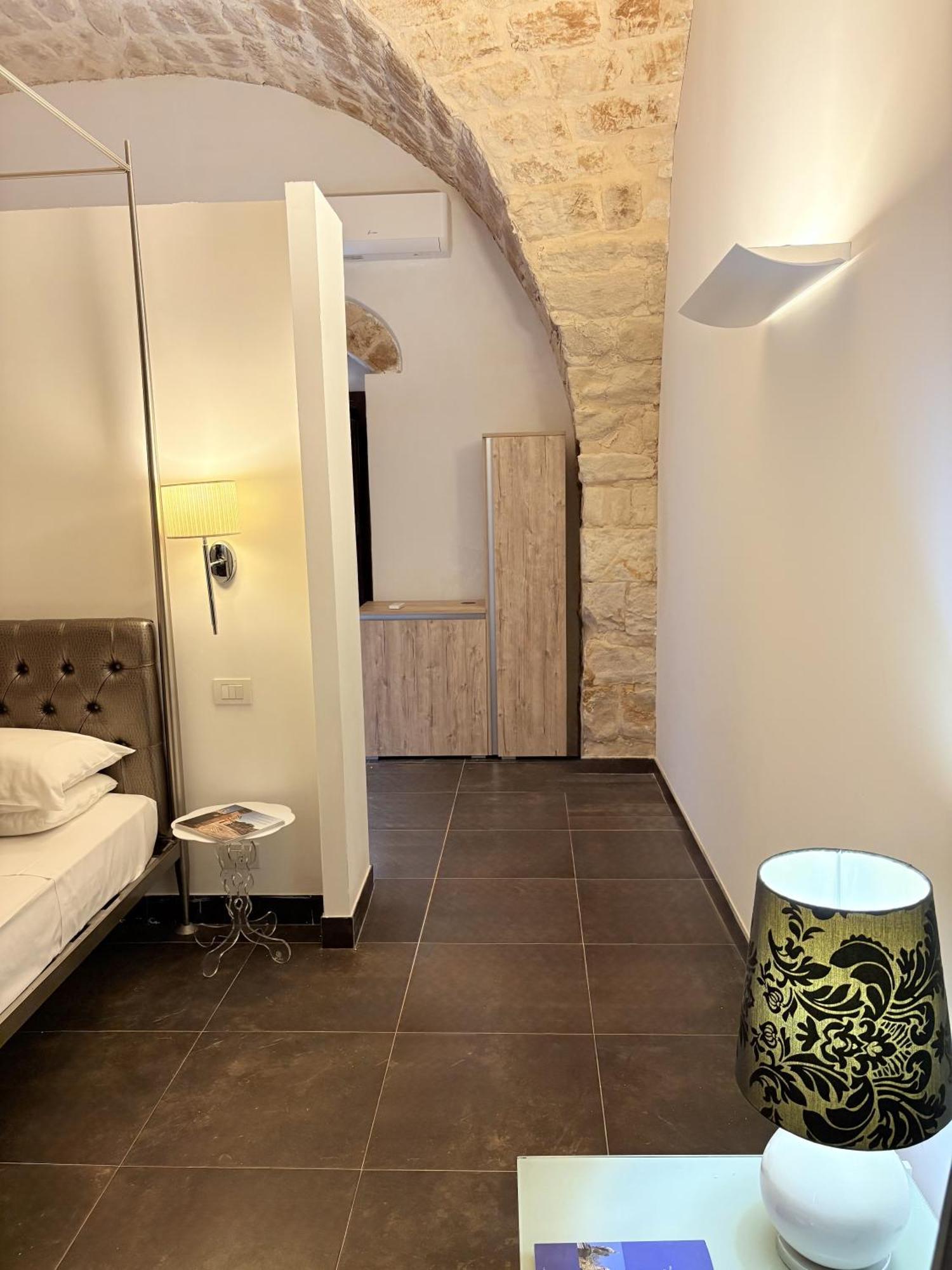 Torre Dantona Country Suites Pozzallo Exterior foto